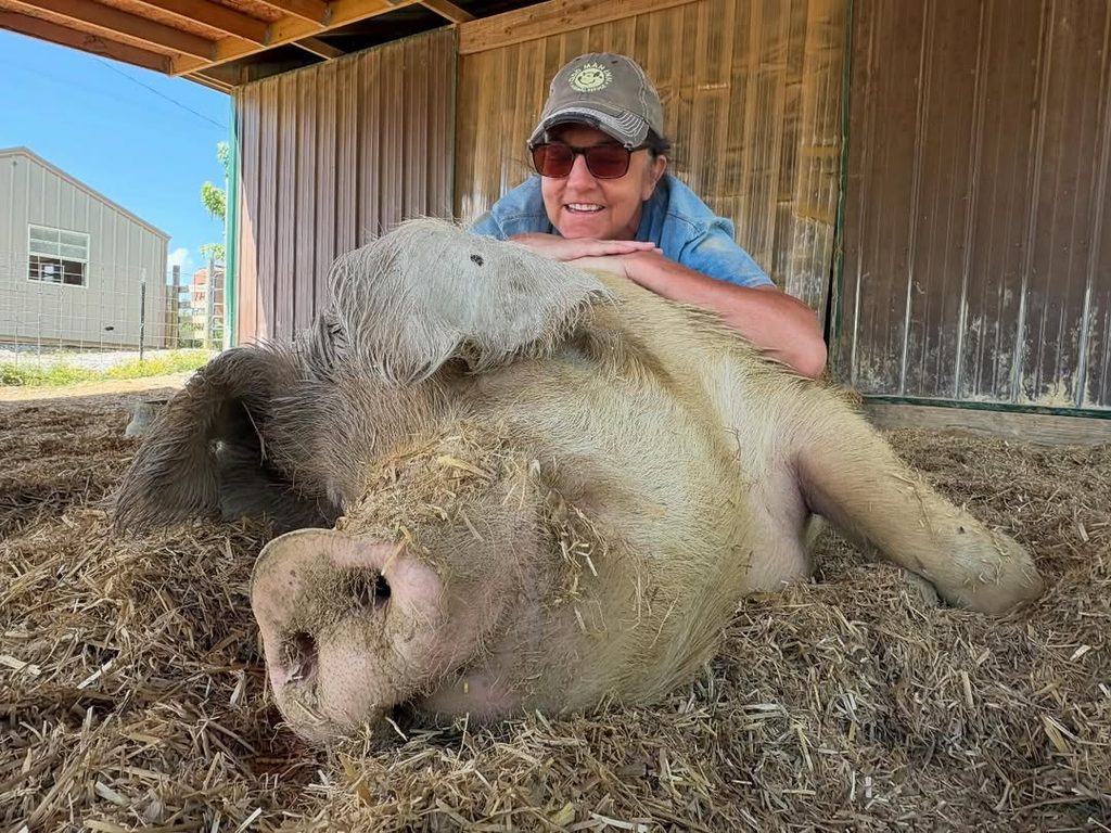 Dudley has earned himself many fans, including volunteer Trish.